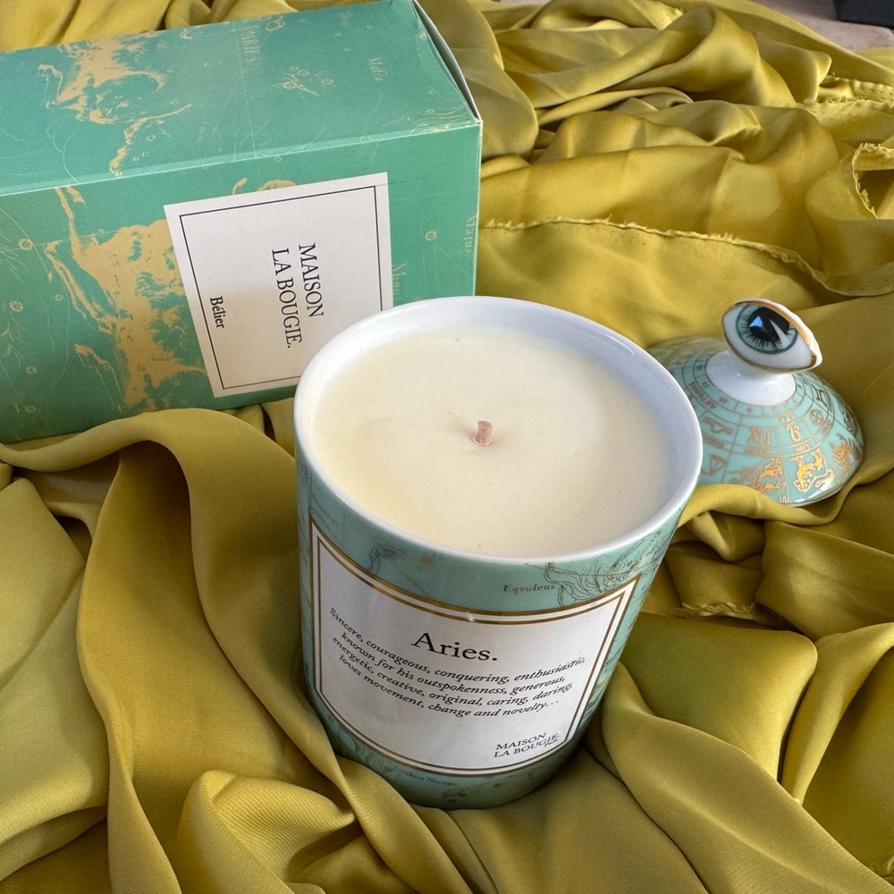 NIB Maison La Bougie Zodiac Aries Tobacco Vanilla Candle 12.3oz with Box